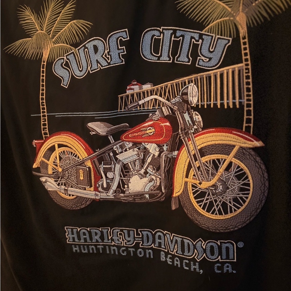 Harley-Davidson Black Surf City Motorcycle Graphic Tee - Picture 2 of 4